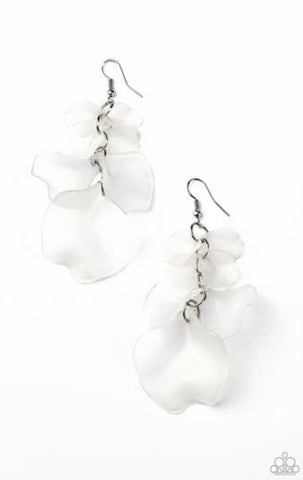 Fragile Florals- White Earrings