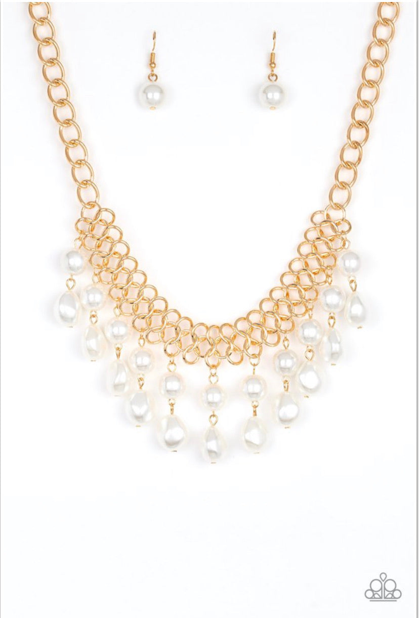 5th Avenue Fleek- Gold Necklace