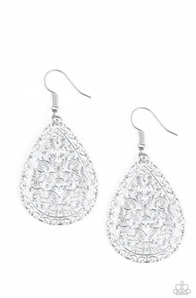 Indie Idol- White Earrings