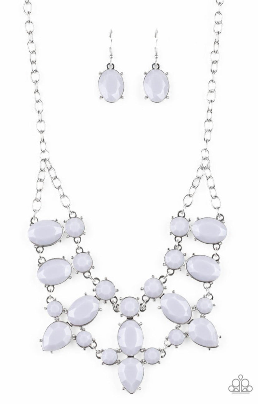 Goddess Glow- Silver Necklace