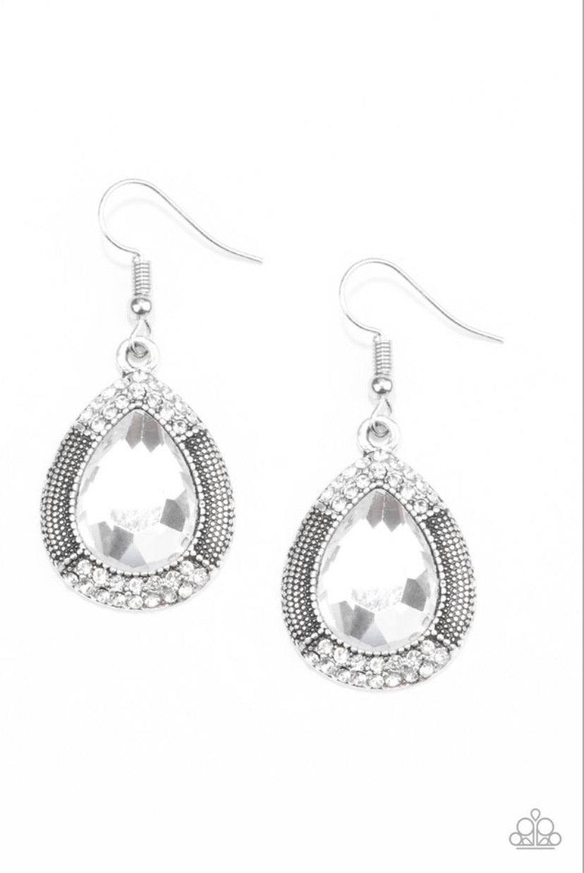 Grandmaster Shimmer- White Earrings