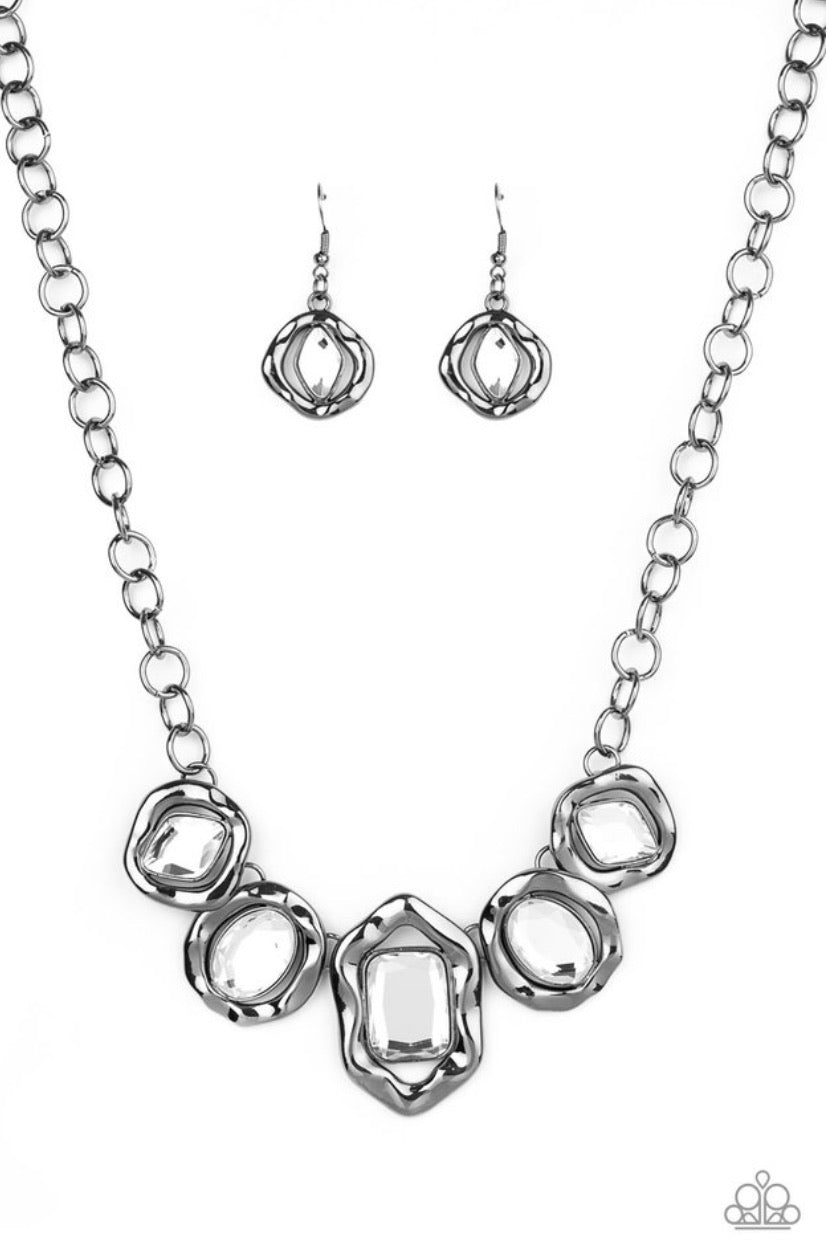 Celebrity Catwalk- Gunmetal Necklace