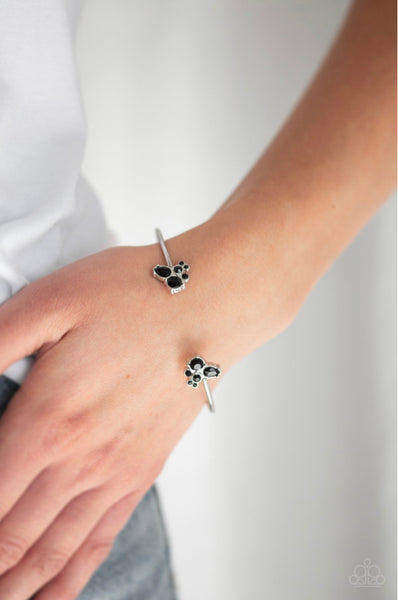 Going For Glitter- Black Bracelet
