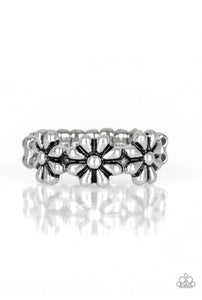 Daisy Dapper-Silver Ring