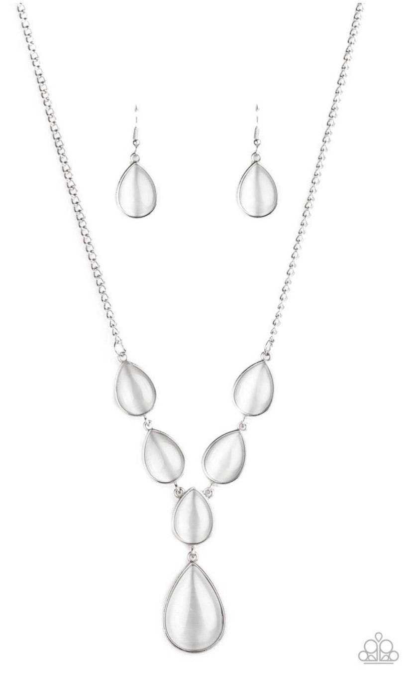Dewy Decadence- White Necklace